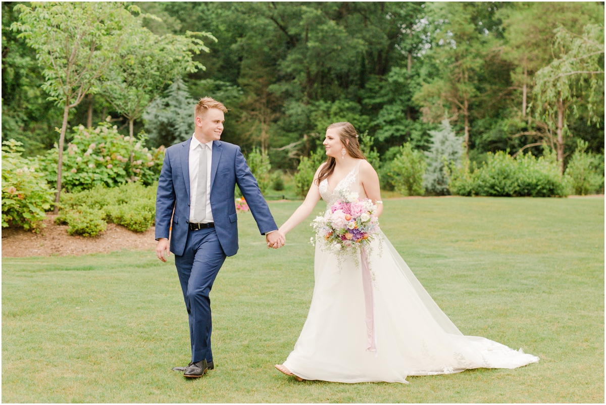 wedding at Aurora Farms Event venue in Taylors SC | Greenville Wedding Photographer