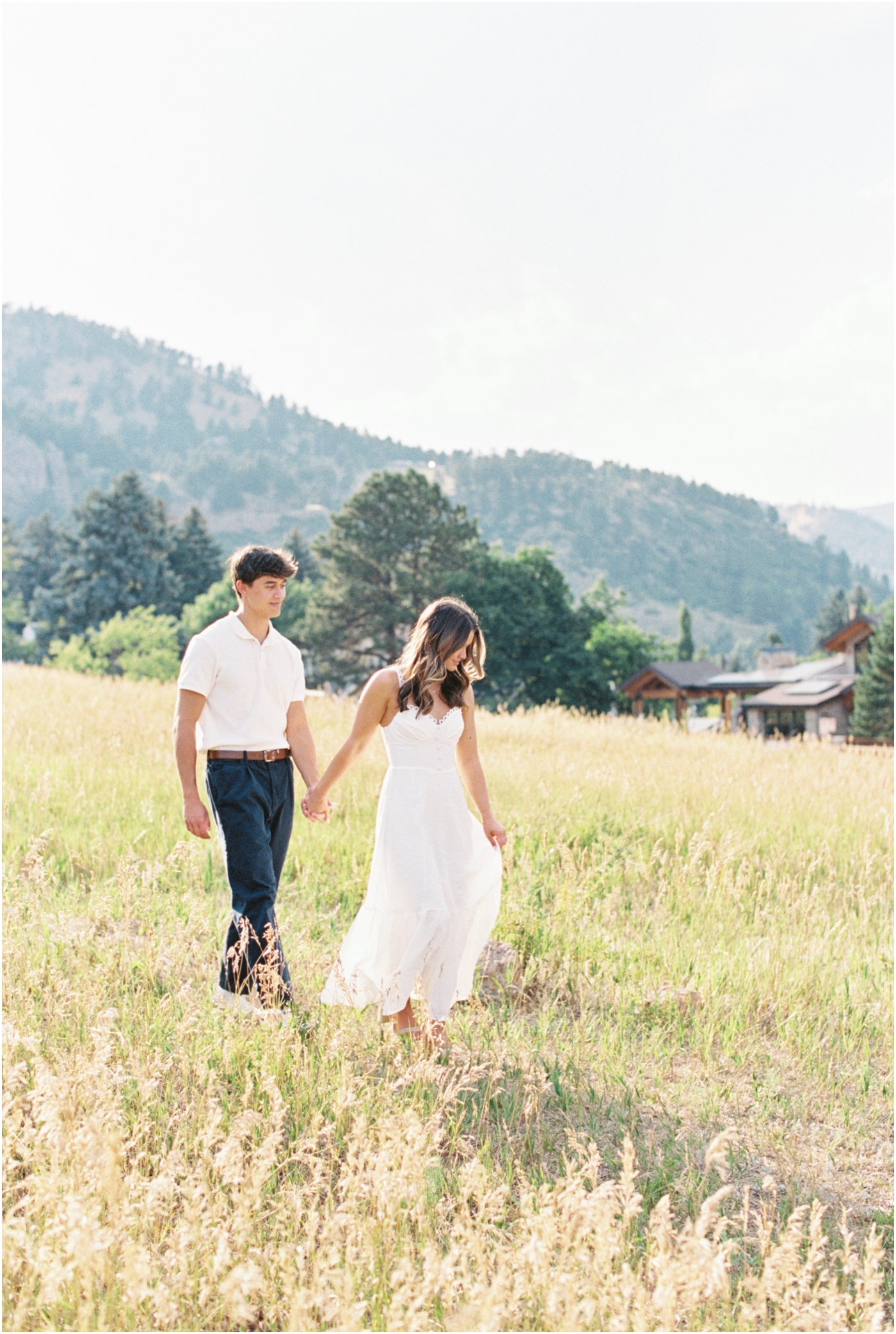 couple walking with sunny Mountain View